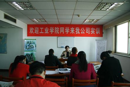 2011040000000176.jpg